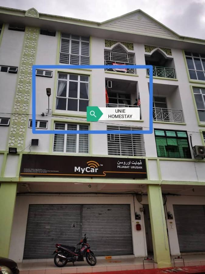 Unie Homestay Wakaf Che Yeh Exterior photo